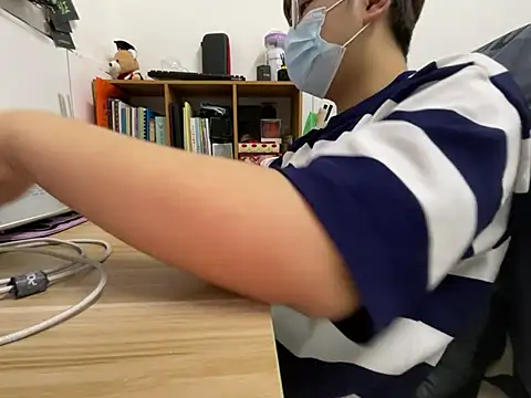 hiiiizzzz online show from February 20, 2026, 10:27 am