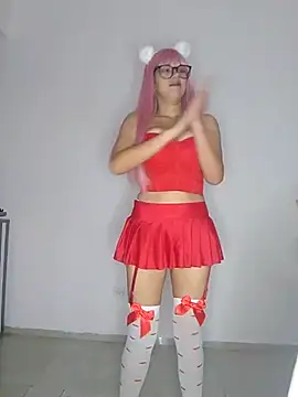 Snapshot of RoxieHart05 chatting on February 2, 2026, 4:44 am RoxieHart05 online show from February 2, 2026, 4:44 am