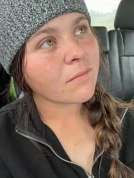 Snapshot of WattledFourth chatting on December 15, 2025, 8:24 pm WattledFourth online show from December 15, 2025, 8:24 pm