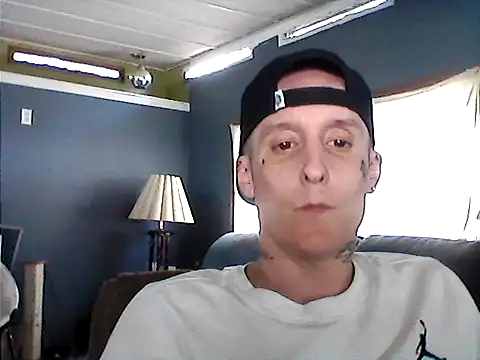 lottatoxicshyt online show from May 27, 2026, 2:25 pm