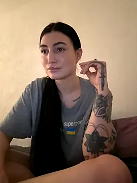 Ruby yy online show from December 2, 2025, 6:03 pm