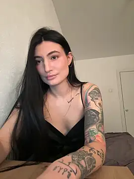 Ruby yy online show from December 4, 2025, 6:49 pm