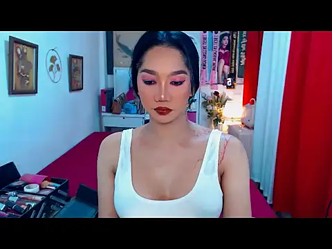 Snapshot of UrScreenGoddess chatting on December 20, 2025, 10:28 pm UrScreenGoddess online show from December 20, 2025, 10:28 pm