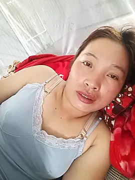 Evelyn-n online show from December 19, 2025, 5:14 am