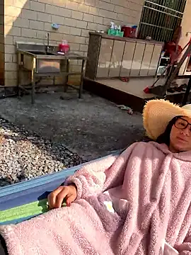 A-ZJunn online show from January 13, 2026, 6:18 am