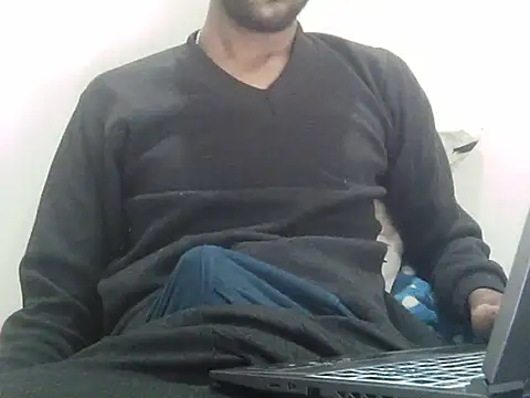 Snapshot of kalalund-up chatting on December 5, 2025, 6:48 pm kalalund-up online show from December 5, 2025, 6:48 pm