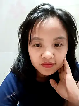 Pretty-haert online show from May 12, 2026, 5:15 am