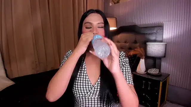 asianhugecockjulia online show from March 10, 2026, 5:07 pm