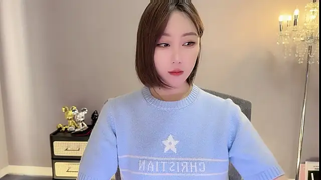 Miahave online show from December 2, 2025, 1:22 am