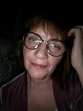 Snapshot of MichelleLove48 chatting on March 8, 2026, 7:28 pm MichelleLove48 online show from March 8, 2026, 7:28 pm