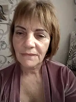 Snapshot of MichelleLove48 chatting on May 12, 2026, 6:32 am MichelleLove48 online show from May 12, 2026, 6:32 am