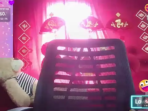 Mio Nips online show from December 15, 2025, 4:28 am