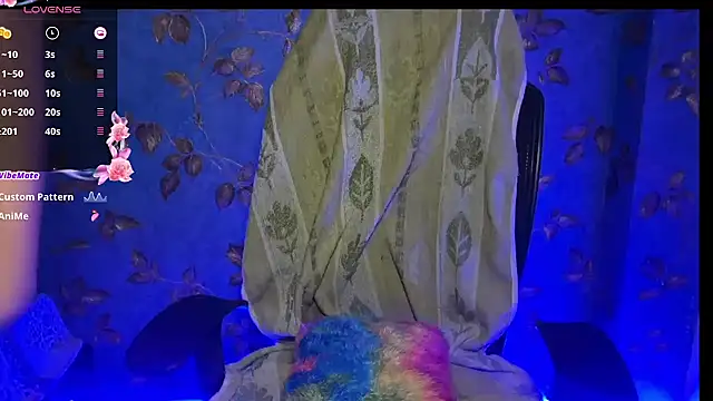 Snapshot of Preetinaughty chatting on December 16, 2025, 9:14 am Preetinaughty online show from December 16, 2025, 9:14 am