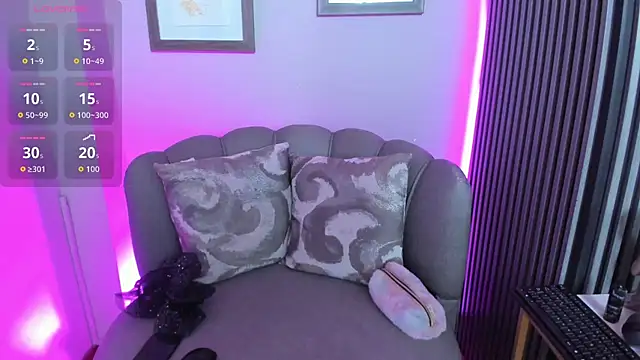 Ariana collinss online show from February 15, 2026, 7:54 pm