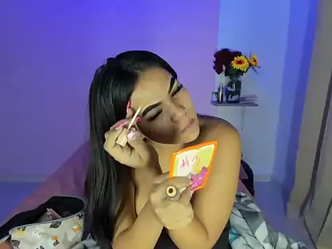 Snapshot of 18teenssexy chatting on December 4, 2025, 11:19 am 18teenssexy online show from December 4, 2025, 11:19 am