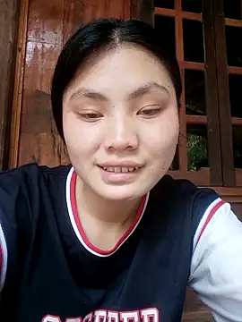 Hilary-123 online show from April 4, 2026, 3:05 am