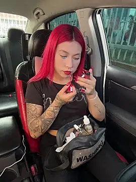 Snapshot of Scarlett_firee chatting on December 15, 2025, 5:39 pm Scarlett firee online show from December 15, 2025, 5:39 pm