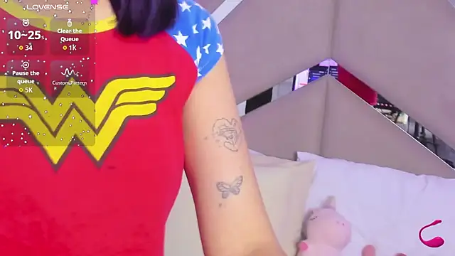 Snapshot of Dreammy_Kitty chatting on December 16, 2025, 12:32 pm Dreammy Kitty online show from December 16, 2025, 12:32 pm