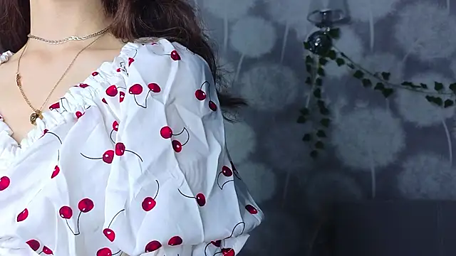 UmbraElyon online show from March 13, 2026, 5:03 am