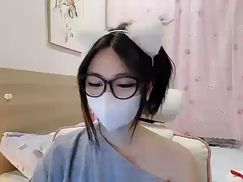 Yuyu-baobei online show from December 19, 2025, 9:00 pm