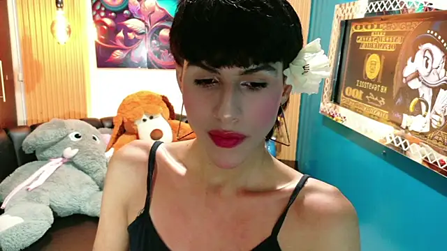StormLuxX online show from May 12, 2026, 1:08 pm