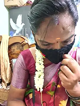 Tamil Pallavi online show from June 12, 2026, 4:22 am