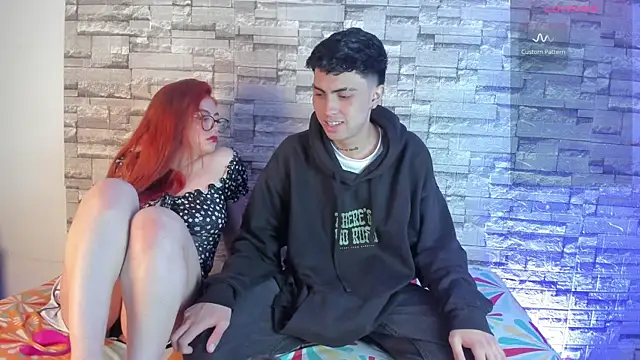 Snapshot of Cherry_Blaze_ chatting on December 15, 2025, 1:21 am Cherry Blaze online show from December 15, 2025, 1:21 am