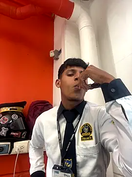 Snapshot of vispera chatting on January 7, 2026, 7:16 pm vispera online show from January 7, 2026, 7:16 pm