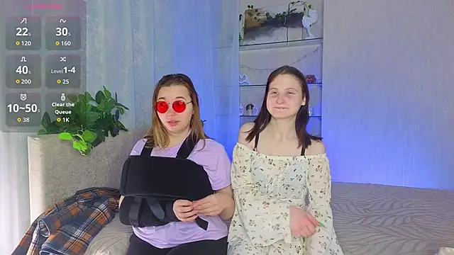 Snapshot of DorlaKavadias chatting on December 16, 2025, 4:17 am DorlaKavadias online show from December 16, 2025, 4:17 am