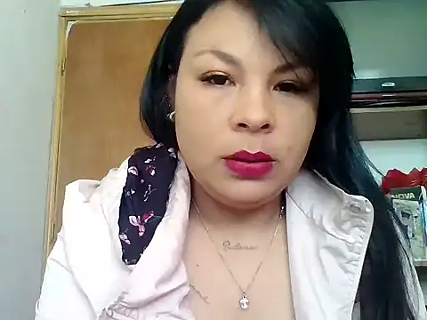 Snapshot of antonella-3433 chatting on December 3, 2025, 5:44 pm antonella-3433 online show from December 3, 2025, 5:44 pm