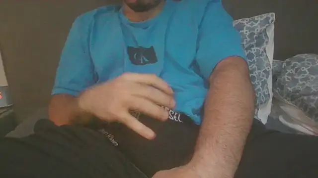 Snapshot of userre08 chatting on December 20, 2025, 1:23 am userre08 online show from December 20, 2025, 1:23 am