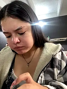 Snapshot of Camila_Duarte2 chatting on December 16, 2025, 1:16 pm Camila Duarte2 online show from December 16, 2025, 1:16 pm