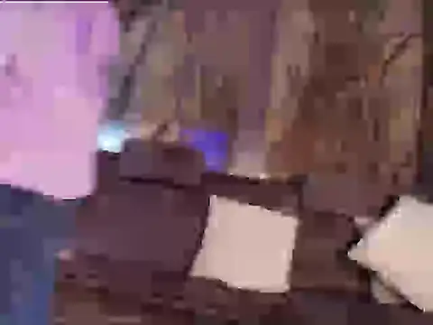 Snapshot of EnzoDarkwood chatting on December 3, 2025, 1:31 pm EnzoDarkwood online show from December 3, 2025, 1:31 pm