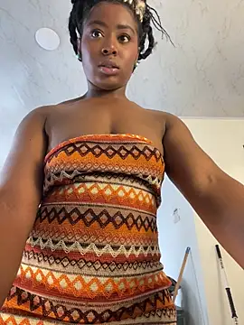 Cynthia es online show from July 15, 2026, 6:02 pm