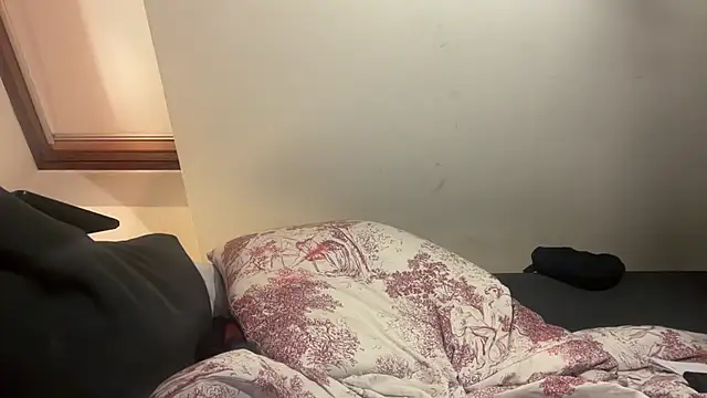 Snapshot of CBT-Sounding chatting on December 14, 2025, 11:09 pm CBT-Sounding online show from December 14, 2025, 11:09 pm