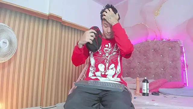 Snapshot of jack__baby_ chatting on December 15, 2025, 3:00 am jack baby online show from December 15, 2025, 3:00 am