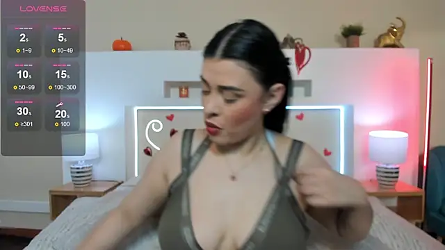 AnikaRomanoff  online show from February 18, 2026, 11:50 am