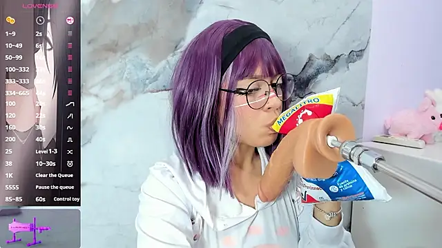 Snapshot of sofia_shadow_ chatting on March 5, 2026, 3:57 am sofia shadow online show from March 5, 2026, 3:57 am