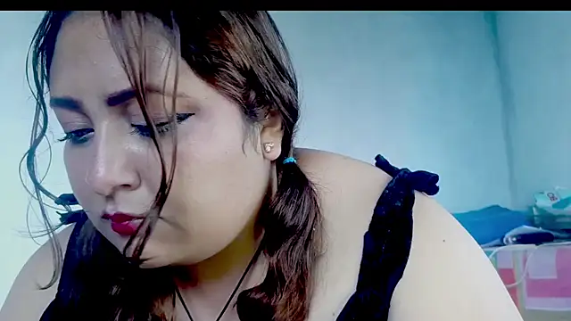 Snapshot of valeria-got chatting on December 5, 2025, 2:03 pm valeria-got online show from December 5, 2025, 2:03 pm