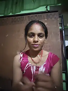Rakhi hote online show from June 15, 2026, 10:45 pm
