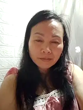 Snapshot of Lili-123k chatting on December 13, 2025, 10:15 pm Lili-123k online show from December 13, 2025, 10:15 pm