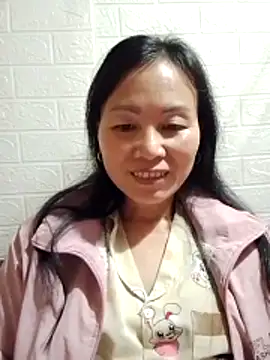 Lili-123k online show from February 12, 2026, 1:06 pm