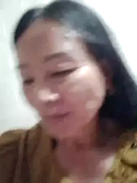 Lili-123k online show from May 10, 2026, 5:07 pm