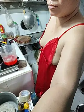 Snapshot of felicity_chloe chatting on May 23, 2026, 8:07 am felicity chloe online show from May 23, 2026, 8:07 am