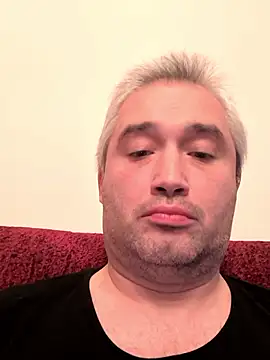 Snapshot of Olomoucak1982 chatting on December 4, 2025, 4:48 pm Olomoucak1982 online show from December 4, 2025, 4:48 pm