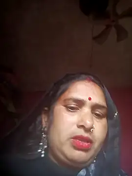 Your-shreya143 online show from January 6, 2026, 6:39 am