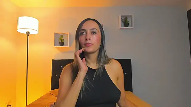 Snapshot of Victoria_Rose_ chatting on July 1, 2026, 8:08 pm Victoria Rose online show from July 1, 2026, 8:08 pm