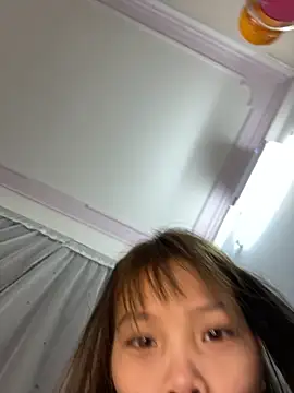 Snapshot of say-hi2 chatting on December 3, 2025, 1:09 pm say-hi2 online show from December 3, 2025, 1:09 pm