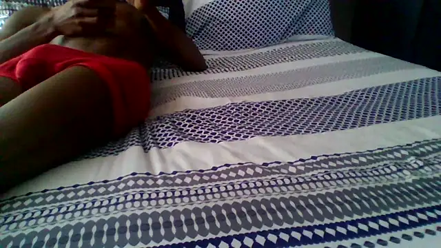 Snapshot of Piazza21 chatting on February 16, 2026, 7:26 am Piazza21 online show from February 16, 2026, 7:26 am