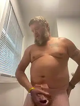 Snapshot of naughtydaddy0420 chatting on December 2, 2025, 9:32 pm naughtydaddy0420 online show from December 2, 2025, 9:32 pm